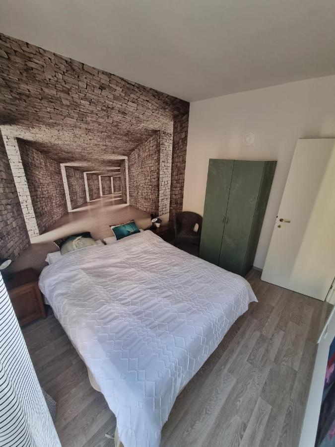 Artist Apartment Centro Storico Перуджа Экстерьер фото