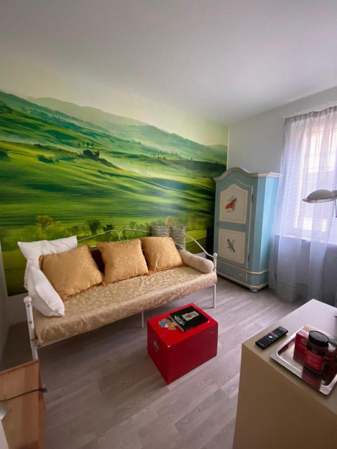 Artist Apartment Centro Storico Перуджа Экстерьер фото